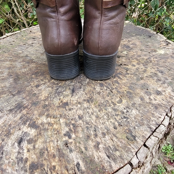 Women Vintage Brown Leather Ankle Boots By Croft and Barrow Size 7M/Women Leathe - Picture 4 of 8